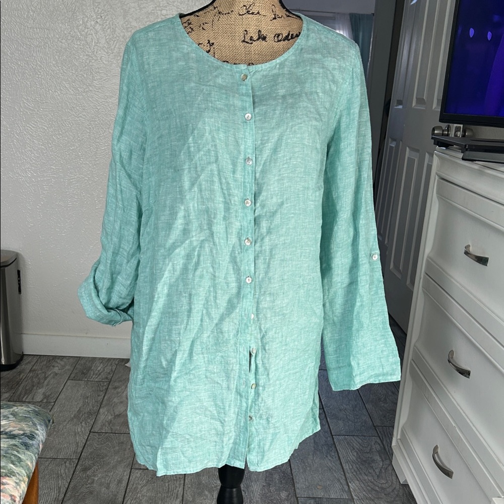 Tahari Light Green Linen Blouse